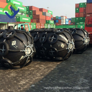 Different sizes pneumatic rubber fender floating defense
